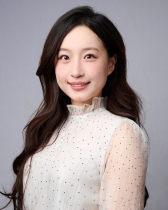 Angela (Chunxi) Zhou